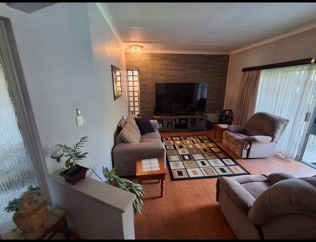 3 BEDROOM HOUSE FOR SALE IN RANDHART
